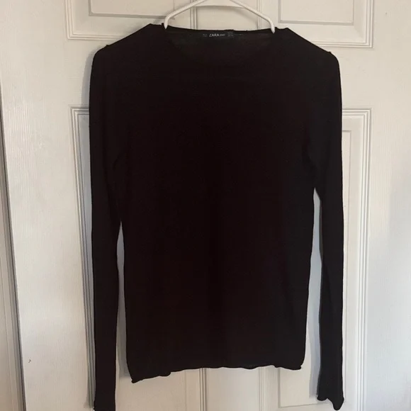 Zara Women's Elegant Black Long Sleeve Tee - Picture 1 of 3